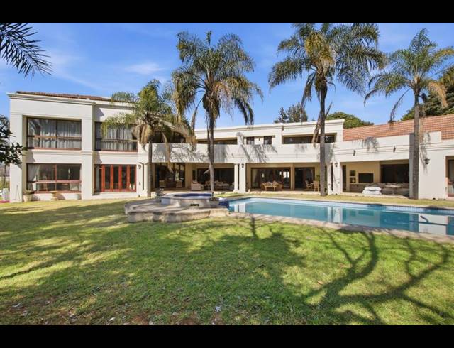 9 BEDROOM HOUSE FOR SALE IN BRYANSTON